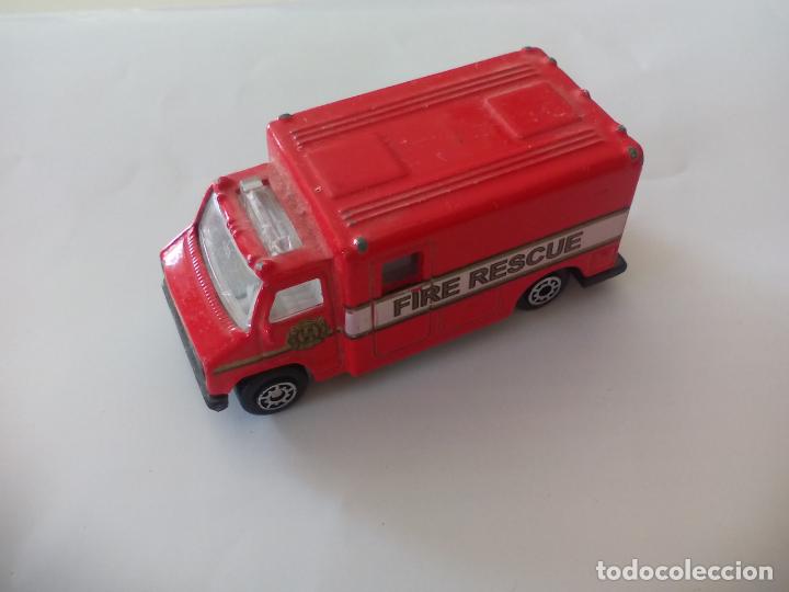 Coches a escala: CAMI&Oacute;N MAISTO BOMBEROS. FIRE RESCUE