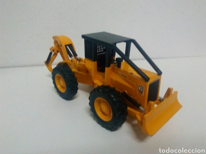 Coches a escala: Maquina joal pinza..1/50. Muy nueva