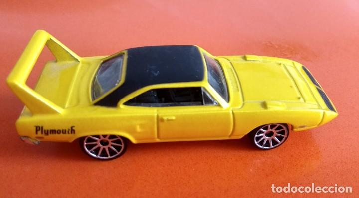 hot wheels plymouth superbird 2005