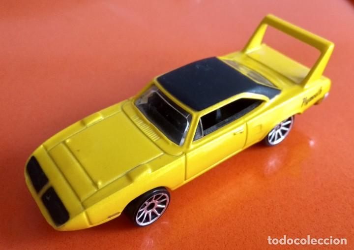 hot wheels plymouth superbird 2005