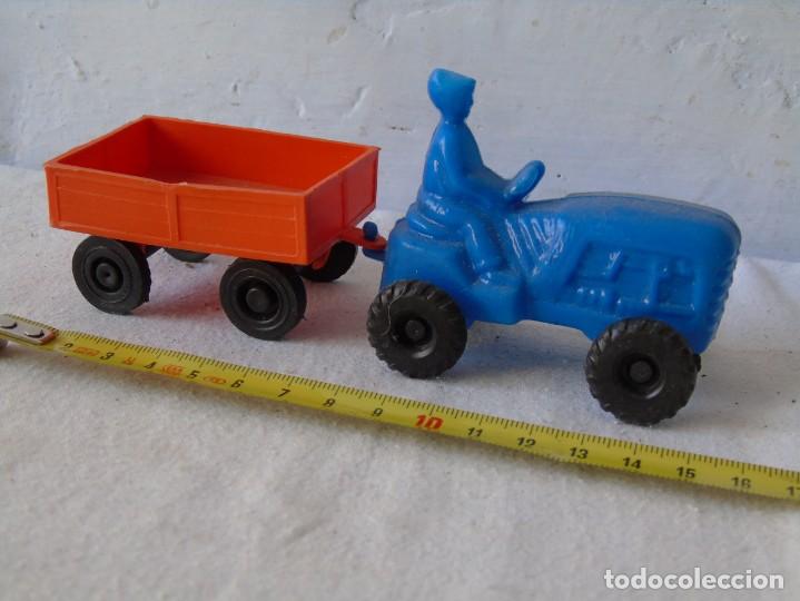 Coches a escala: TRACTOR Y REMOLQUE JUGUETE ANTIGUO DE KIOSCO