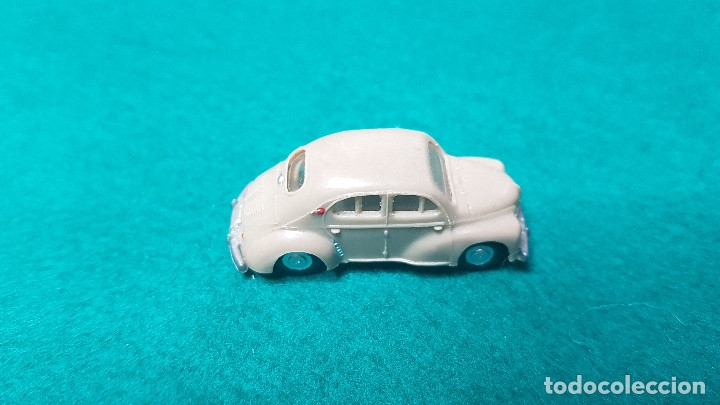 Coches a escala: EKO RENAULT 4 CV - Foto 6