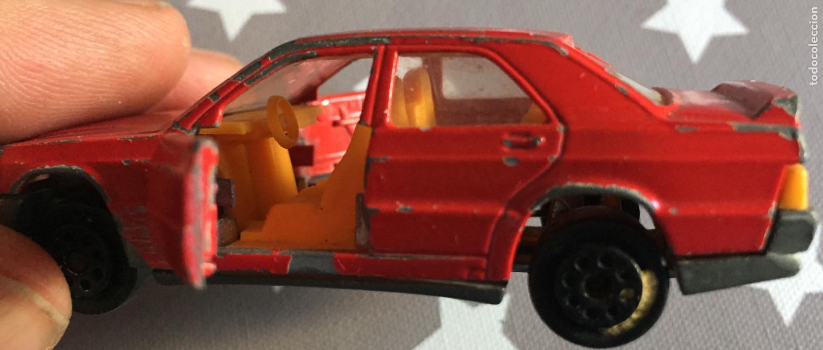 Coches a escala: MERCEDES 190 E MAJORETTE  ESCALA 1/59 - Foto 2