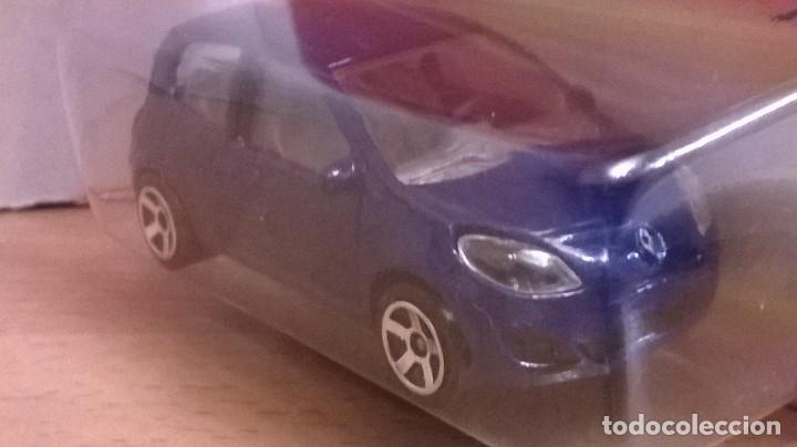 Coches a escala: MAJORETTE RENAULT TWINGO ECH 1/64 REF.206B - Foto 3