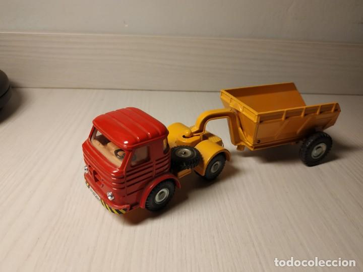 Coches a escala: Pegaso Comet semiremolque dumper de Joal.