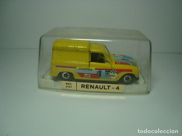 Voitures &agrave; l'&eacute;chelle: FURGONETA RENAULT 4 DE LA MARCA MIRA 1,64 NUEVO EN SU CAJA
