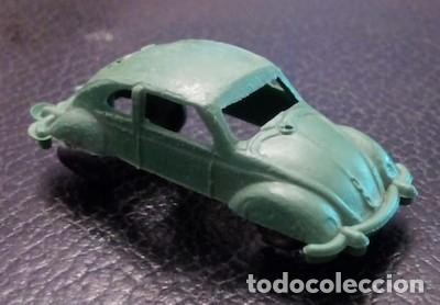 Coches a escala: BARATIJA DE KIOSKO, VOLKS WAGEN ESCARABAJO DE PL&Aacute;STICO
