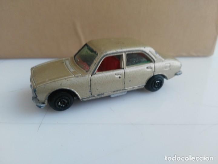 Coches a escala: ANTIGUO COCHE METALICO DE GUISVAL  PEUGEOT 504