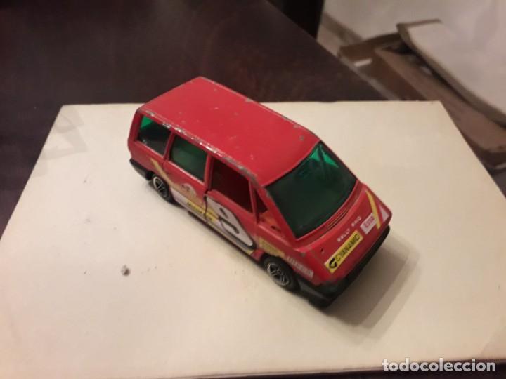 Coches a escala: Coche Guisval 1 37
