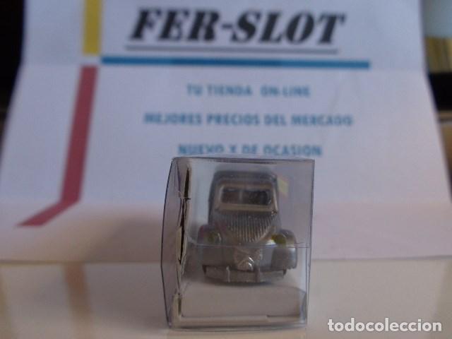 Coches a escala: CITROEN 2CV DE CORREOS ESPA&Ntilde;A - Foto 2