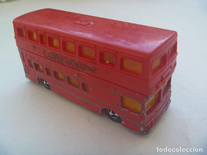 Coches a escala: MINIATURA DE AUTOBUS INGLES DE DOS PLANTAS, BRITISH BUS . DE MAJORETTE , MADE IN FRANCE