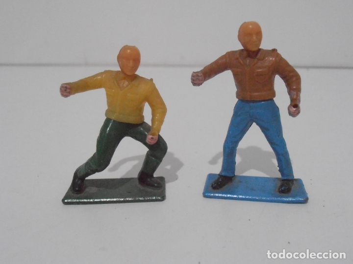Coches a escala: LOTE 2 FIGURAS PERSONAJES DE PISTA GUISVAL, MADE IN SPAIN