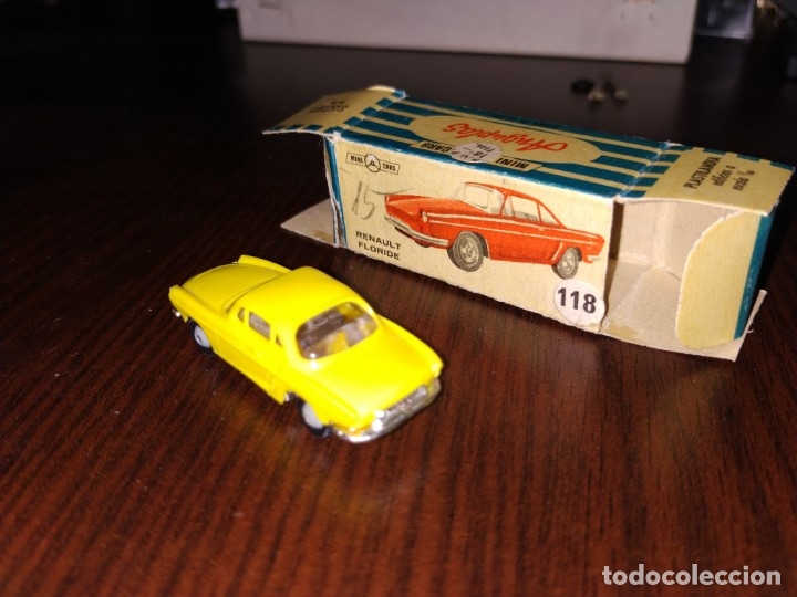 Anguplas Mini Cars Renault Floride - Miniature Voiture Ancienne (collection)