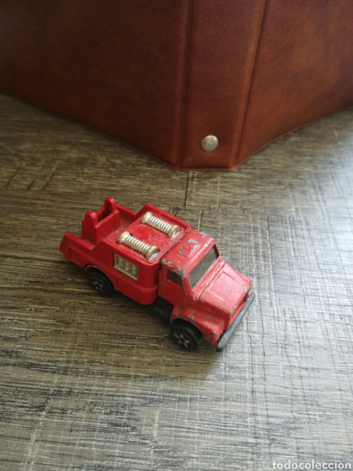 Coches a escala: Guisval Volvo rojo metal