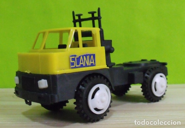 Coches a escala: Juguete Kiosko A&ntilde;os 80/90 Cabeza Tractora Cami&oacute;n Scania