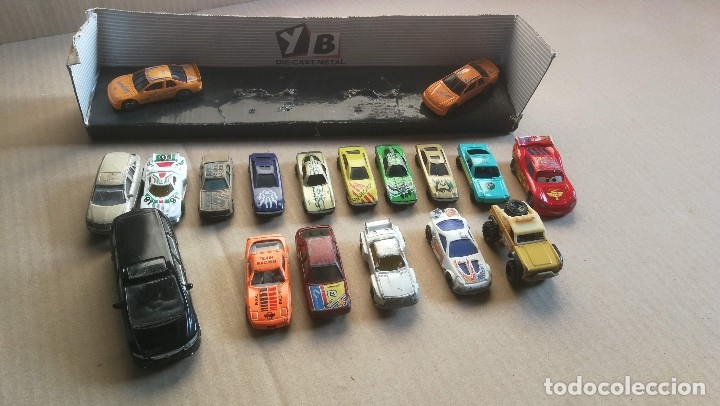 Coches a escala: Corvette,Majorette,Die Cast,Renault 11,Lexus,Hotwheels_LOTE DE 18 COCHES!!!