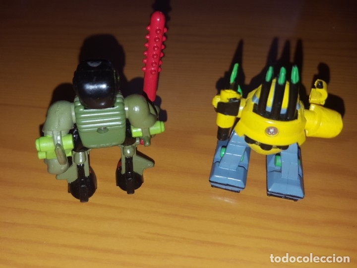 Coches a escala: Lote 2 Micromachines Z-Bots - Foto 2