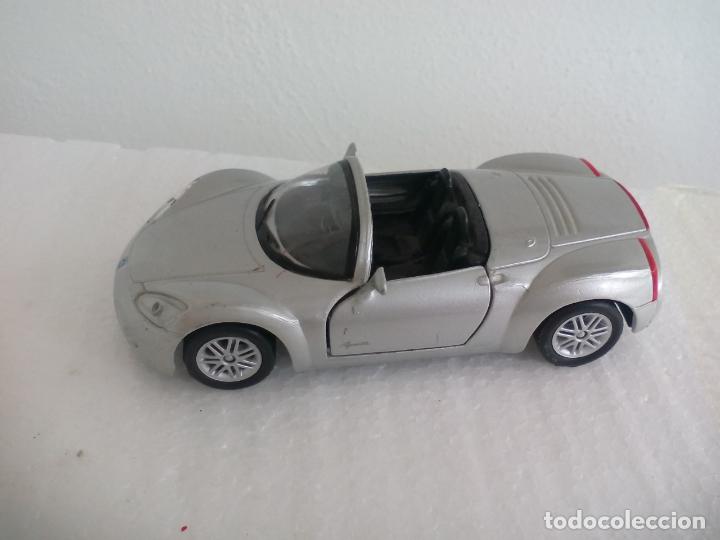 Coches a escala: PLYMOUTH PRONTO SPYDER. MAISTO. . ESCALA 1/35. COCHE A FRICCI&Oacute;N