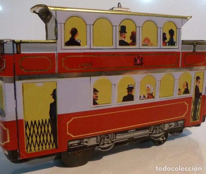 Model Cars: AUTOBUS ESTILO LONDRES. JUGUETE BUS HOJALATA A CUERDA