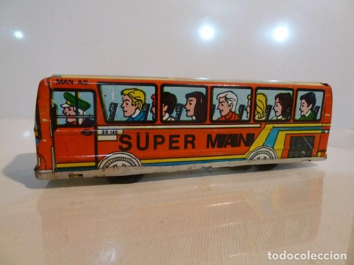 Model Cars: BUS HOJALATA. SUPERMAN JUGUETE AUTOB&Uacute;S SUPER MAN TURKMALI