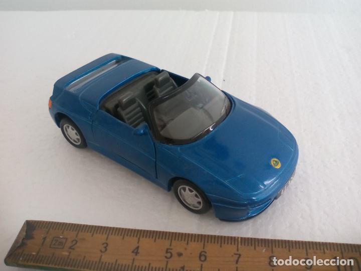 Coches a escala: LOTUS ELAN. MAISTO. . ESCALA 1/36. COCHE A FRICCI&Oacute;N