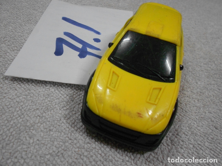 Voitures &agrave; l'&eacute;chelle: ANTIGUO COCHE AMARILLO