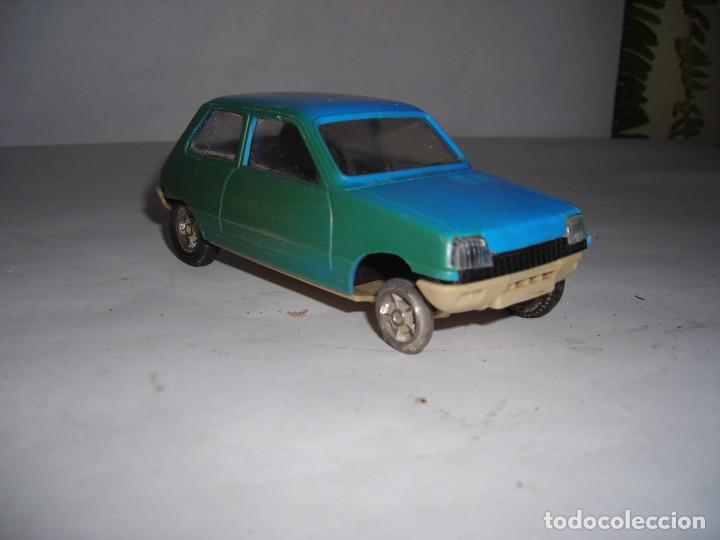 Coches a escala: renault 5 gozan azul - Foto 2