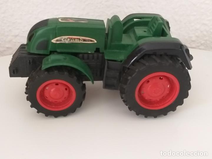 Coches a escala: Tractor verde. Grand - Foto 2