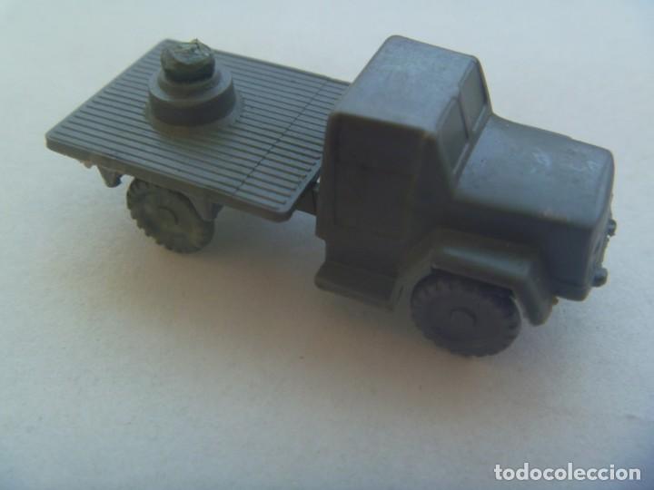 Coches a escala: ANTIGUO Y PEQUE&Ntilde;O CAMION  DE PLASTICO DE EKO