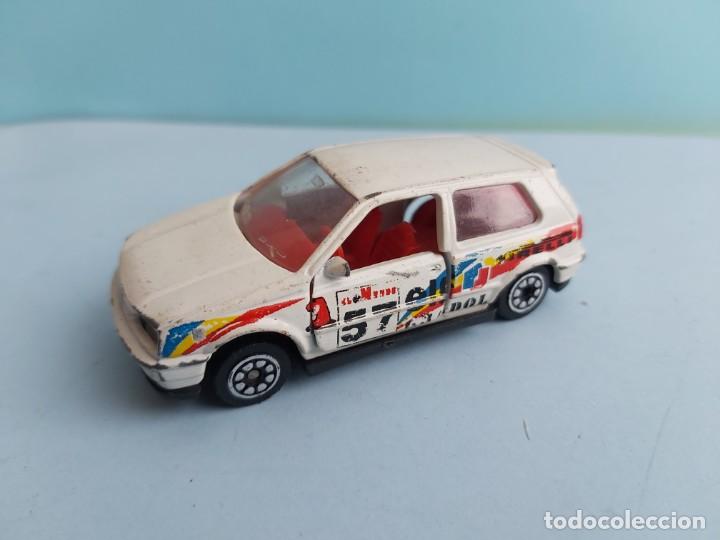 Coches a escala: ANTIGUO COCHE DE GUISVAL SEAT  GOLF