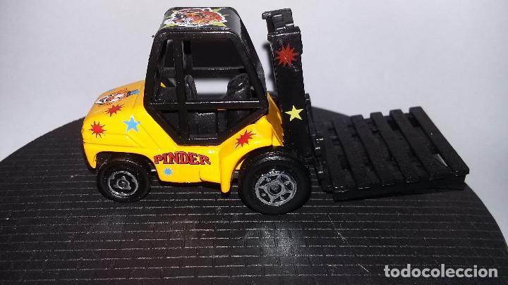Coches a escala: MAJORETTE CARRETILLA ELEVADORA CHARIOT ELEVATEUR CIRCO PINDER *elevador pegado*