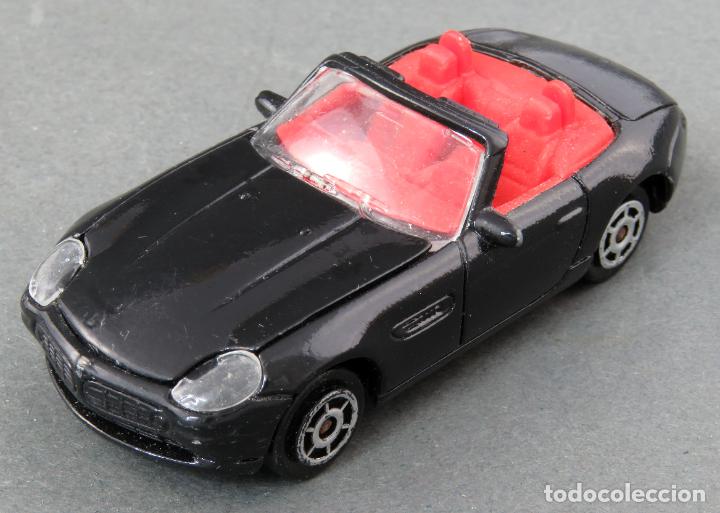 Hot Wheels BMW Z8 Cabriolet Noir - Échelle 1/18 - Miniature Métal Collection - État Neuf