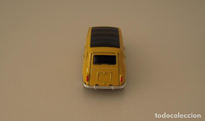 Coches a escala: COCHE ESCALA 1/60 MODELO RENAULT 4L DE SUPER9 SCALE MODELS - Foto 6