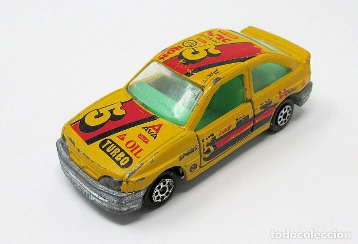 Coches a escala: Ford Escort de Majorette. Esc. 1/55