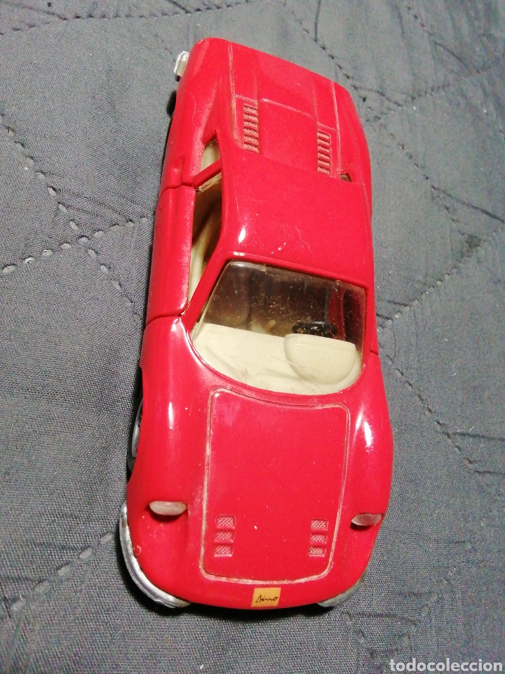 Coches a escala: FERRARI DINO 256 GT. MAISTO (A TRACCI&Oacute;N). ESCALA 1/36
