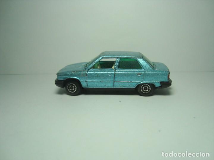 Coches a escala: RENAULT 9 AZUL METALIZADO GUISVAL CAMPEON 1,64