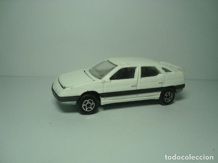 Coches a escala: ANTIGUO CITROEN XM DE MAJORETTE 1,64,