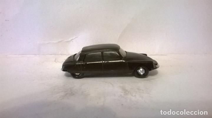 Coches a escala: Eko Citro&euml;n DS 19 diplomat - Foto 3