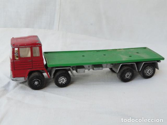 Coches a escala: CAMI&Oacute;N TRAILER PEGASO DE MIRA. ESCALA 1/64. A&Ntilde;OS 70.