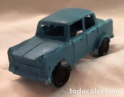 BARATIJA DE KIOSKO, COCHE DE PL&Aacute;STICO