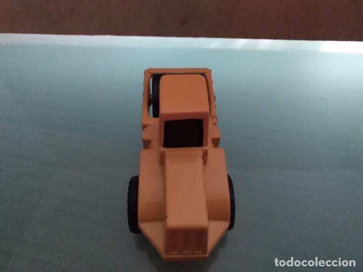 Coches a escala: MAISTO RODILLO APISONADORA ROLLER - Foto 4