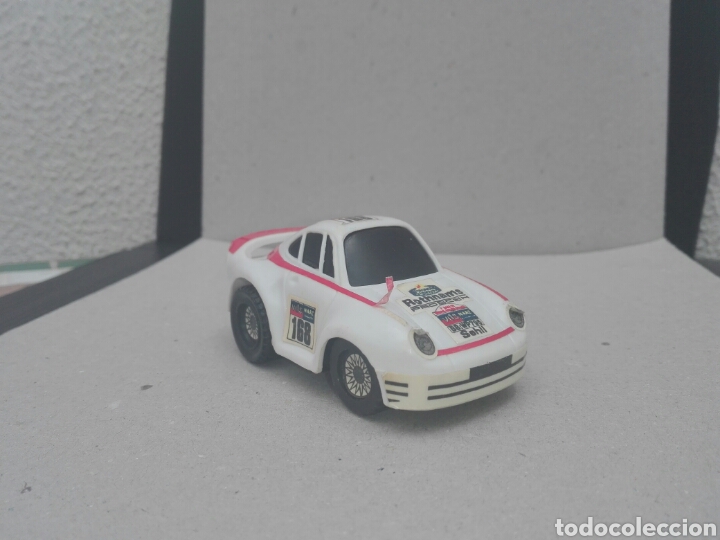 Pequeno Coche Tipo Deportivo Blanco 8x4cm Comprar Coches En Miniatura A Otras Escalas En Todocoleccion