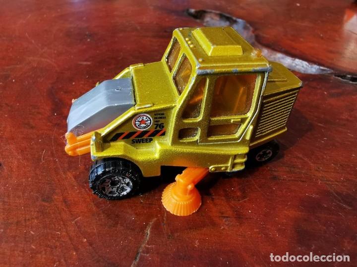 matchbox street cleaner 1999 - Buy Model cars at other scales on