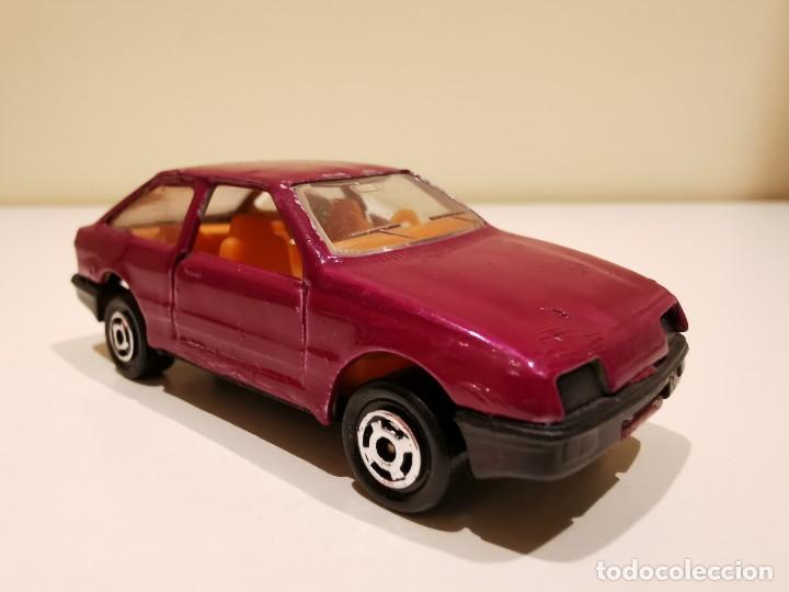 Coches a escala: Guisval Ford Sierra 1/64