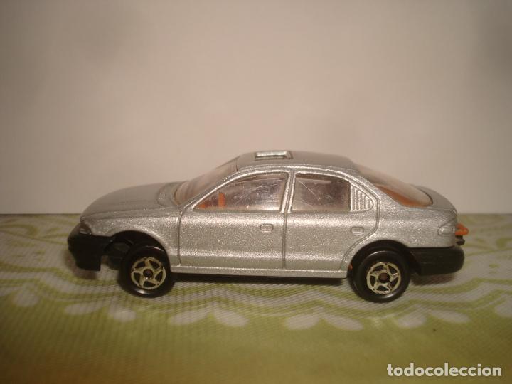 Coches a escala: ford mondeo majorette metalico 1/59