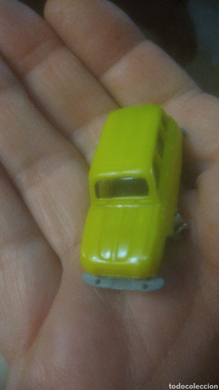 Coches a escala: RENAULT 4 L. Original eko con imperdible para colgar. Muy raro. Ver fotos