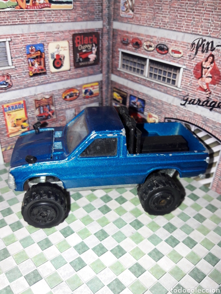 Majorette 4x4 sales toyota pickup