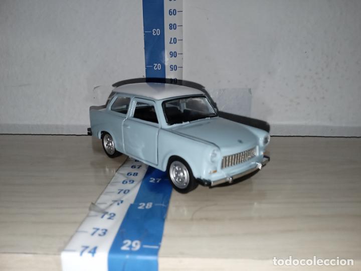 Coches a escala: Coche TRABANT 601 - WELLY - Foto 4
