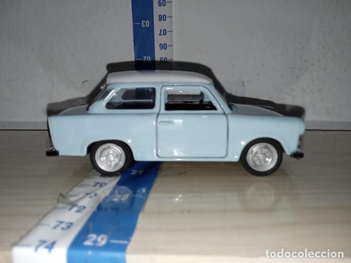 Coches a escala: Coche TRABANT 601 - WELLY - Foto 5