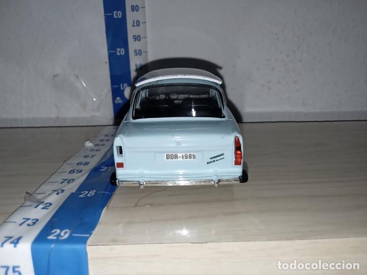 Coches a escala: Coche TRABANT 601 - WELLY - Foto 7